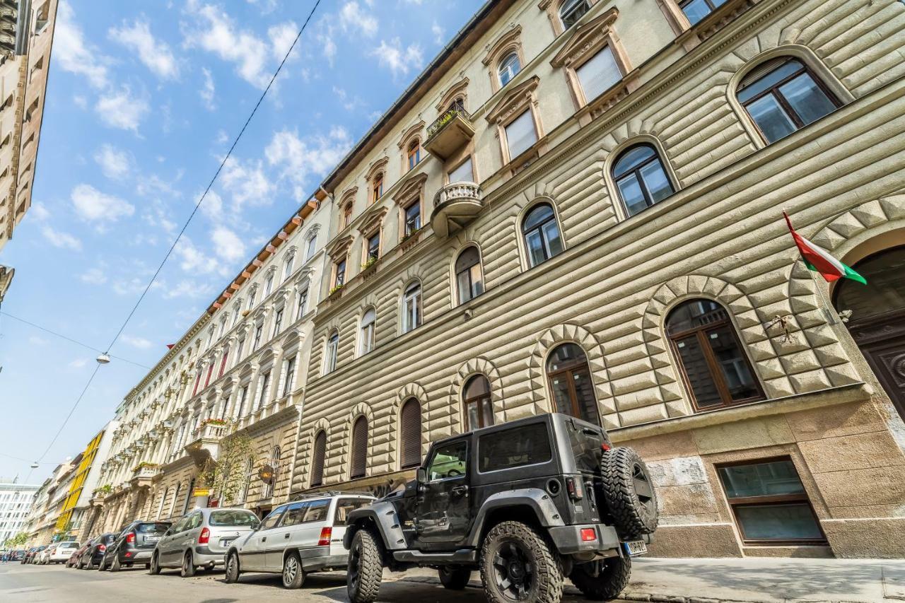 Bpr Stupendous Design Home Budapest Exterior foto